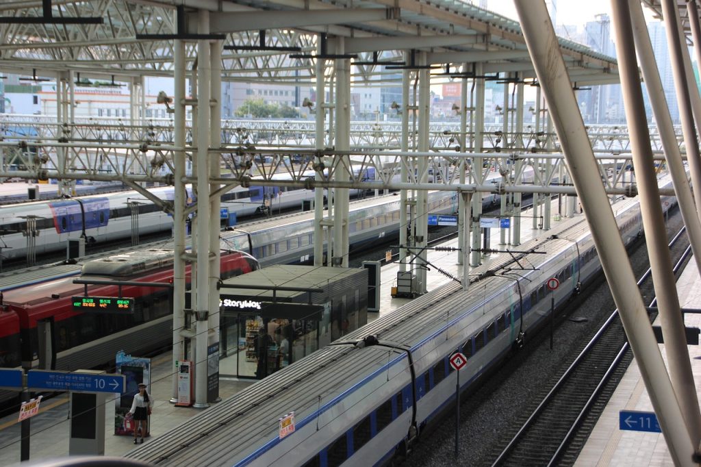 A train arriving in a train station
